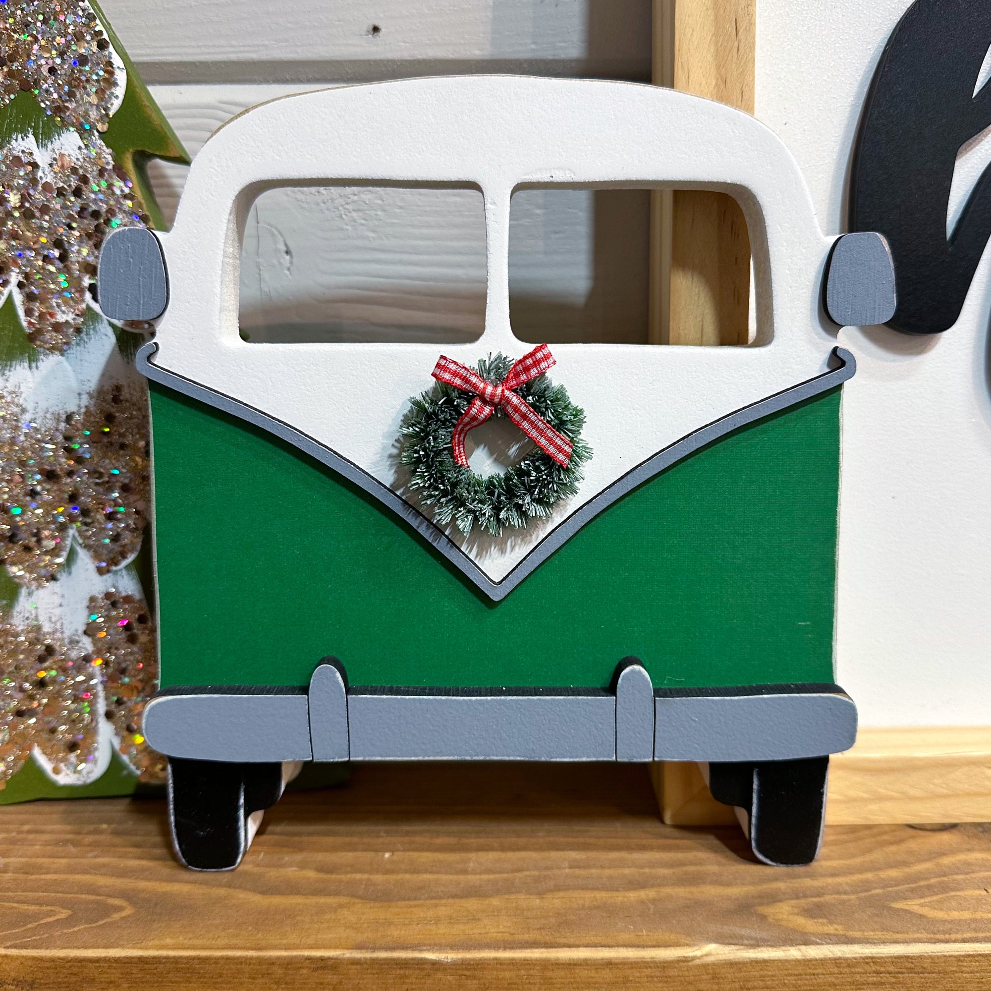 VW Bus- Holiday