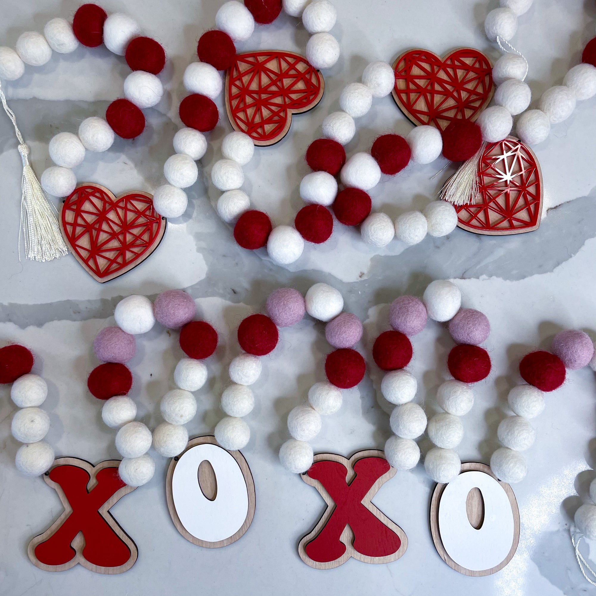 XOXO, Red and Pink - Valentine’s Day Garland